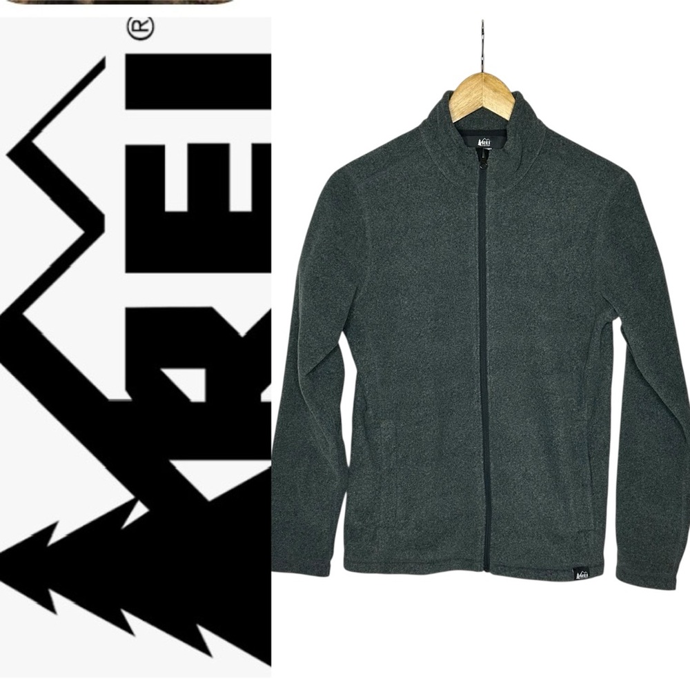 New Condition Boys REI Lightweight Gray Zip Front Fleece Jacket XL 18